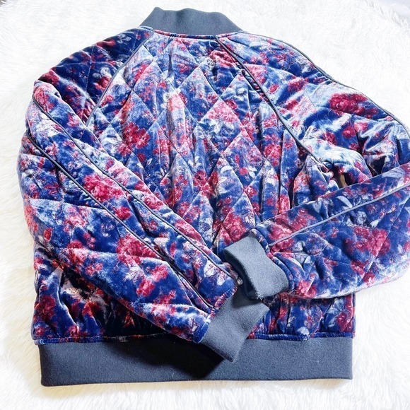 Joie Mace Quilted Flower Bomber Jacket Black Trim SZ Small - Picture 9 of 10